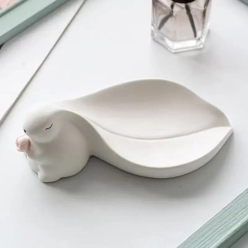 Big Ear Cute Rabbit Ceramic Soap Box Bathroom Drainage Soap Dish Storage Wash Desk Ornaments Decor Home Decoration Accessories