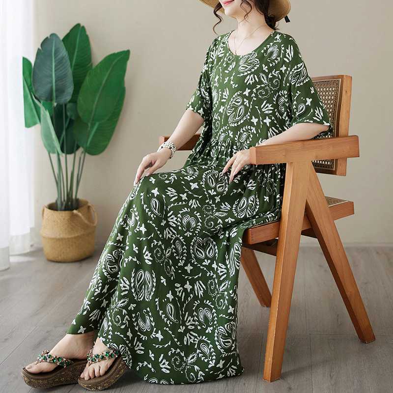 

Simple Fashion Plus Size Round Neck Printed Dress One Size зелений