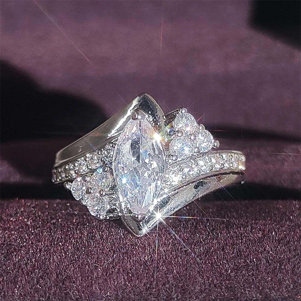 

Креативное женское кольцо с цирконием в форме конского глаза - R7513 Size 6 белый