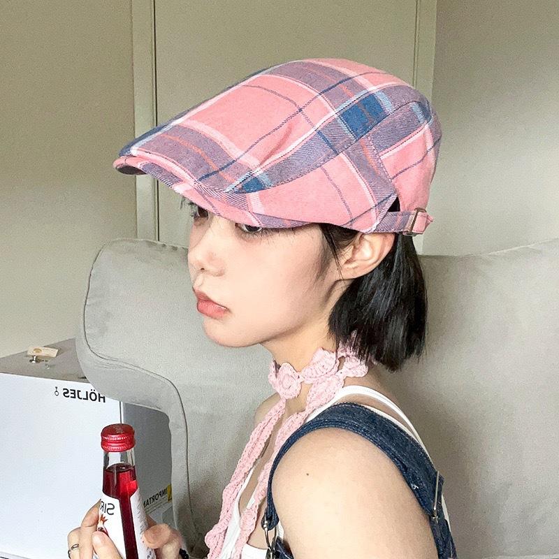 Big Head Circumference, Wearing A Beret To Show Their Face Retro Plaid Forward Hat Women's Spring and Autumn Models,