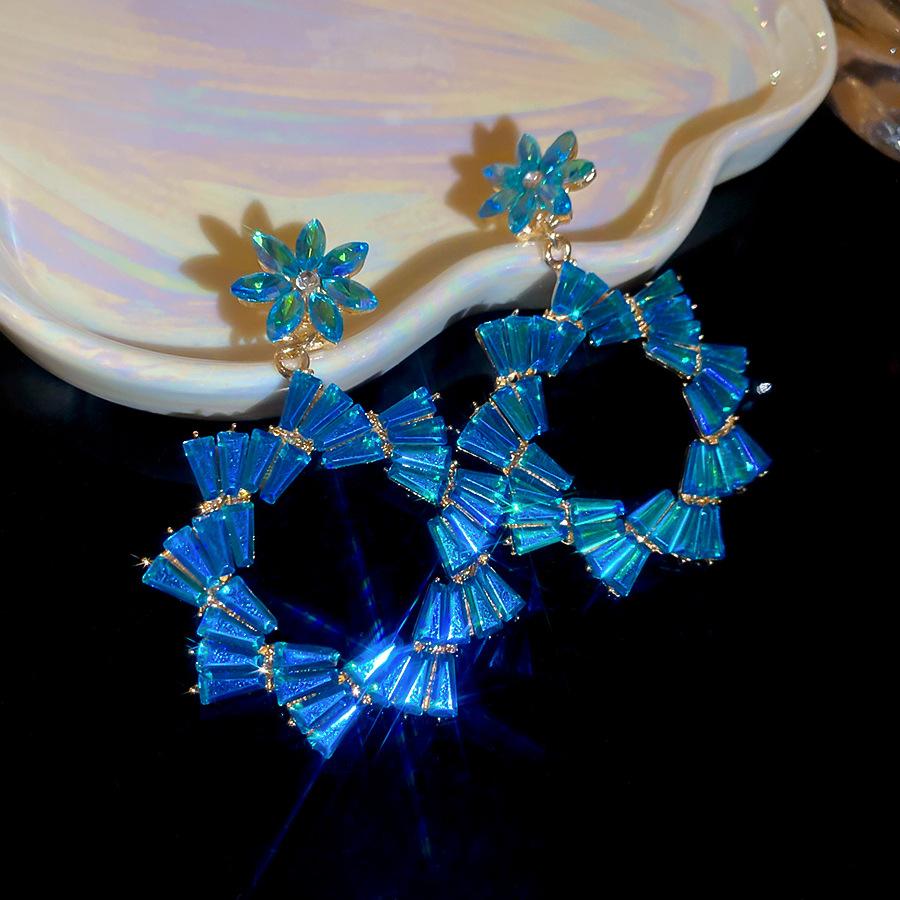 Hollowed Flower European and American Earrings for Women