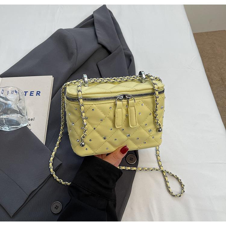 

Xiaoxiangfeng diamond bag 2025 new fashion niche shoulder messenger bag versatile chain small square bag box bag жёлтый