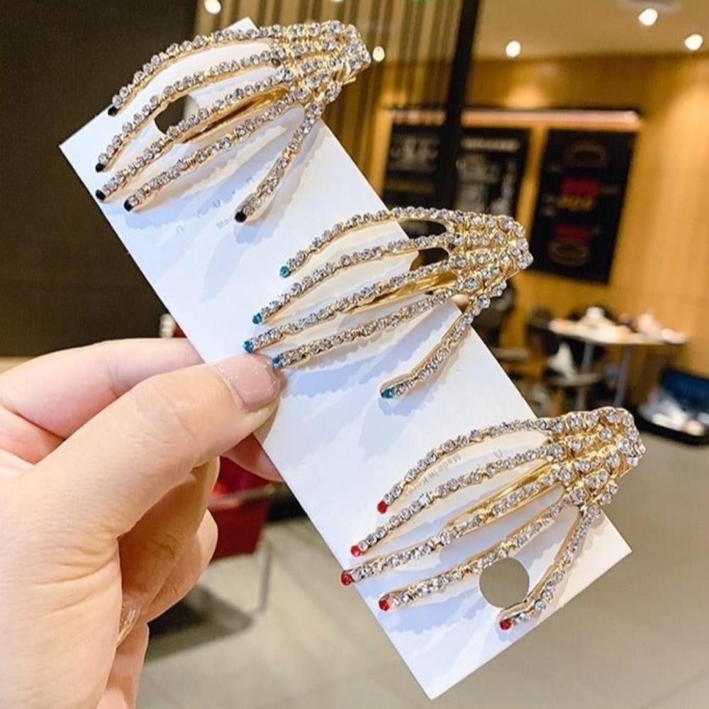Retro Skeleton Hand Hair Clip Skull Skeleton Hand Headwear Bone Claw Hairpin Hair Accessories