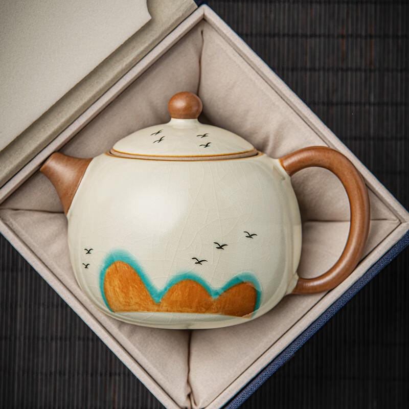 Lainuo Huang Ru Kiln Flying Bird Xishi Teapot Gift Set