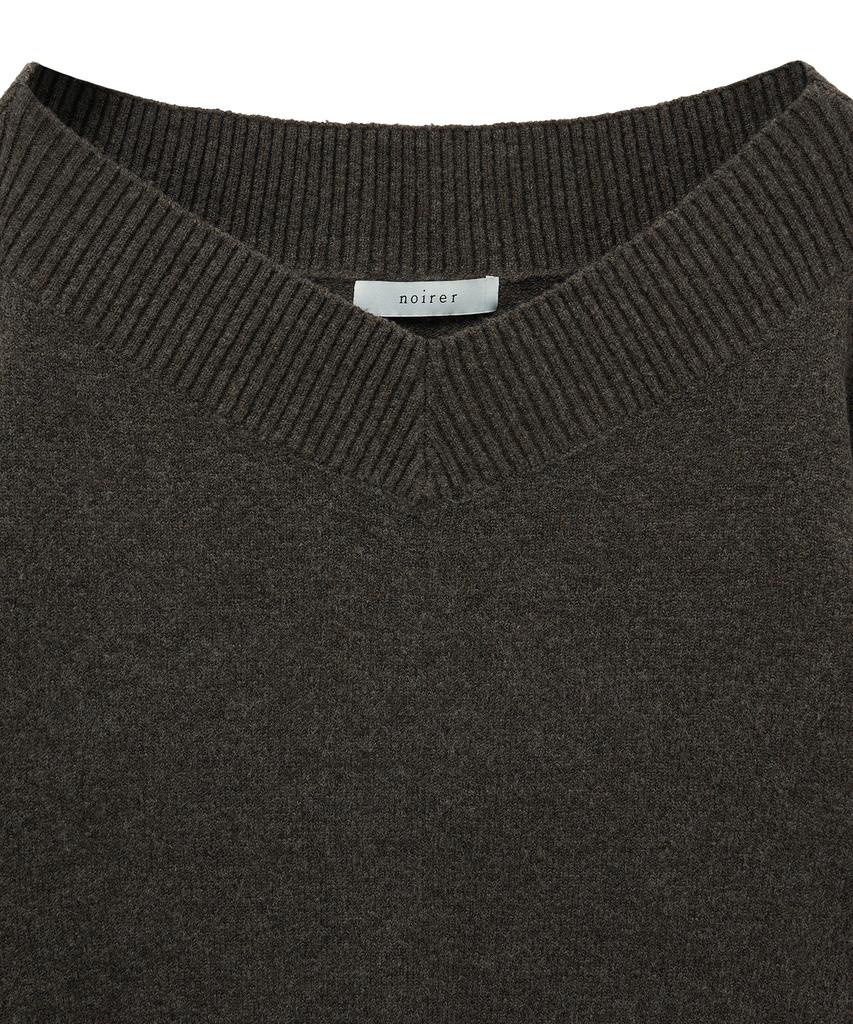 NOIRER FOR WOMAN Two-Way Off-Shoulder V-Neck Knit (Brown)