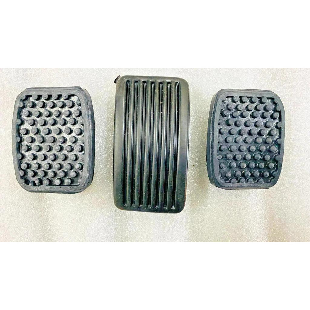 FIT FOR SUZUKI SAMURAI 80'-95' COVERS FOR ACCELERATOR, CLUTCH, & BRAKE PEDALS w2