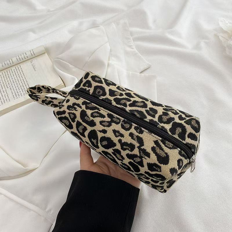 Leopard Print Makeup Bags Pillow Pen Bag High Quality WOMEN'S Large Capacity Pillow Bag Portable Storage Handbag Free Shipping
