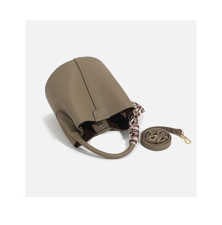 2025 Versatile Women's Fashion Scarf Bucket Handbag & Crossbody Bag
