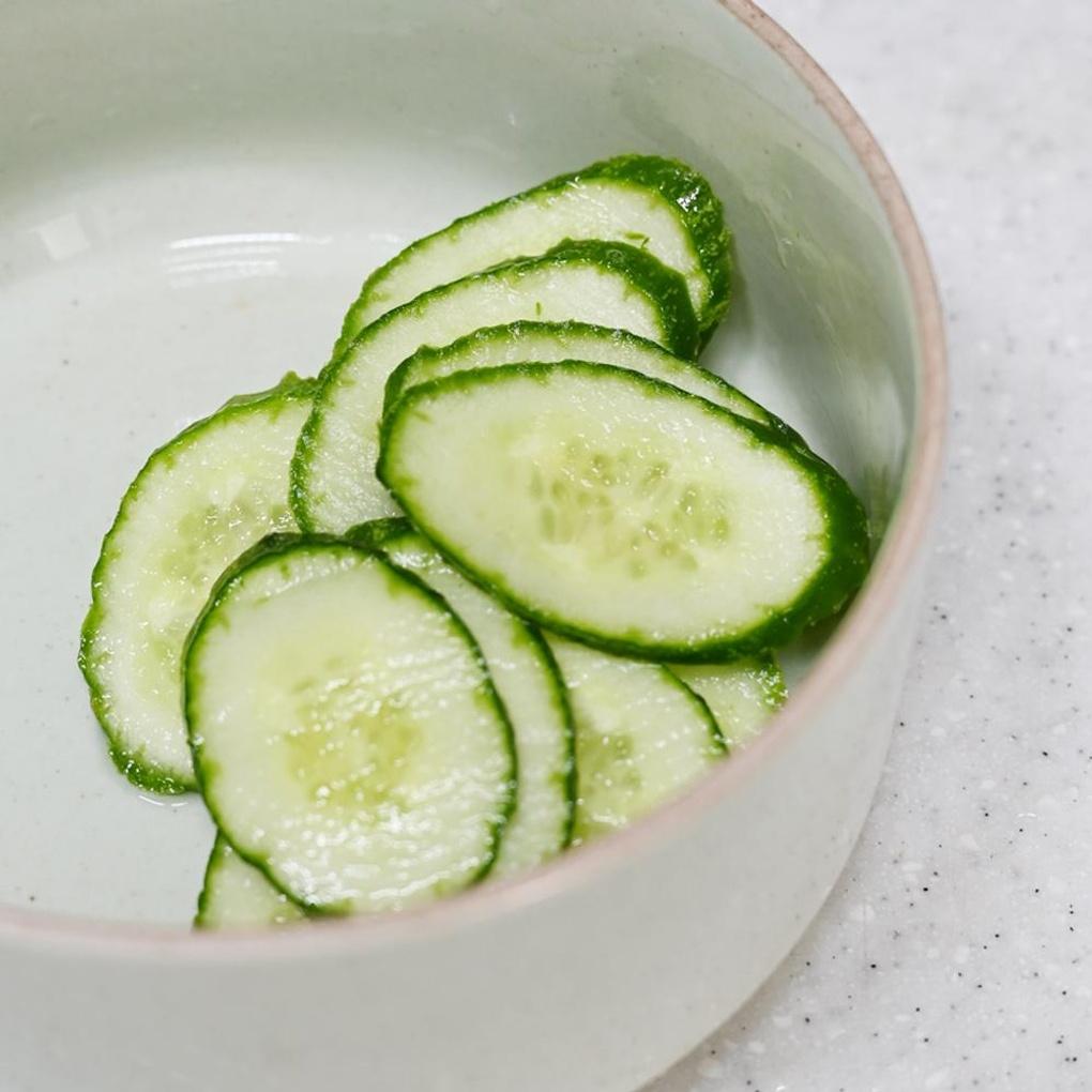 Weißes Edelstahl-Mehrzweck-Multifunktionsmesser