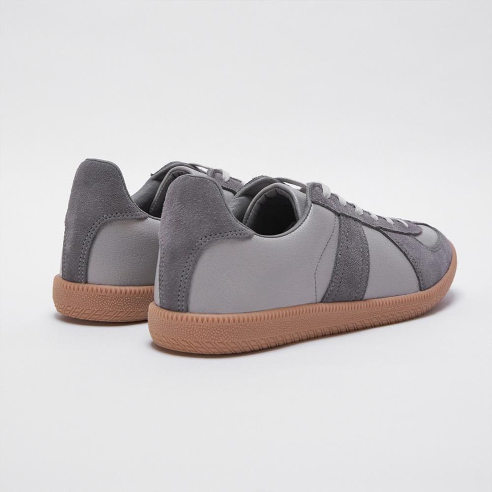 [Atmosfera Analogica] Sneakers in Pelle Scamosciata Esercito Tedesco (Grigio) [AN24F2702] [Spedito dalla Corea] 100% Autentico