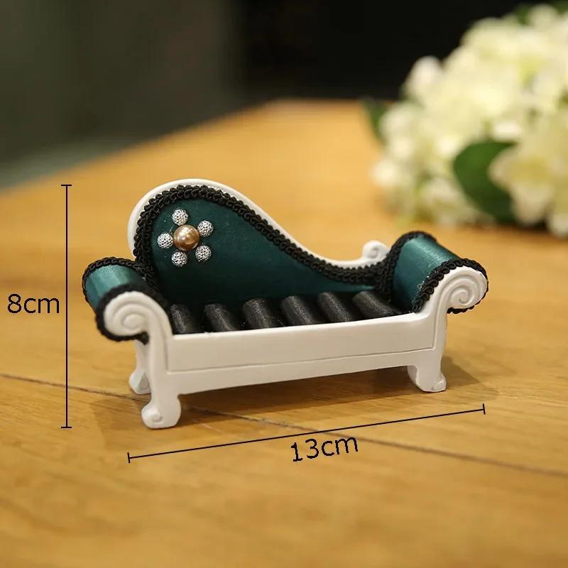 

Emerald Green Portrait Model Jewelry Stand Earrings Hanging Board Necklace Decorative Shelves Dressing Table Jewelry Display