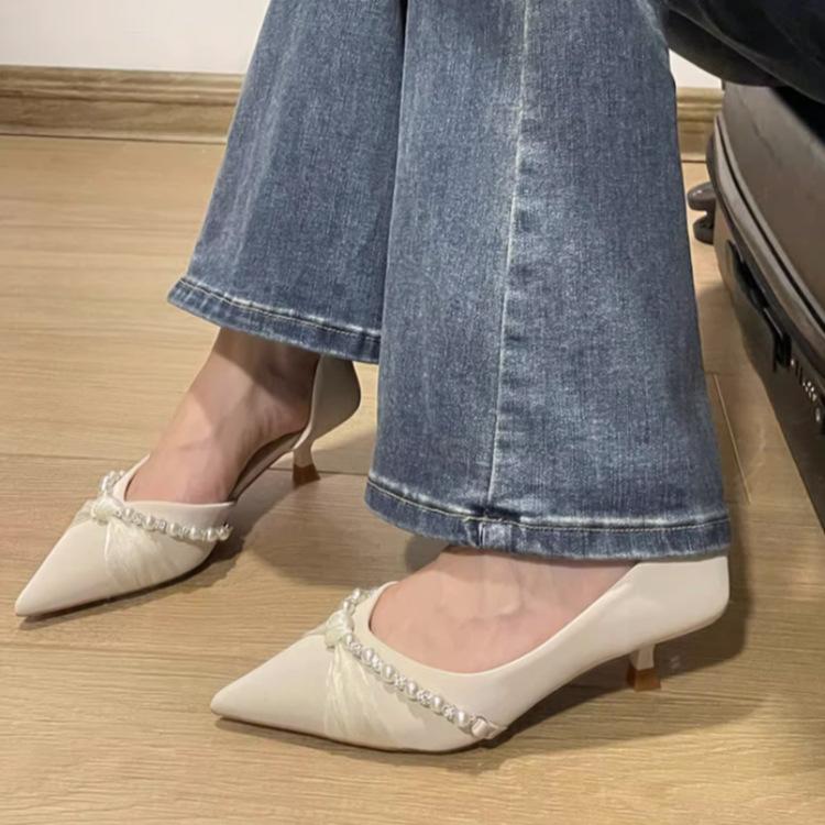 

French single shoes women s thin heels spring and autumn 2025 new mid-heel temperament socialite bridesmaid shoes pointed summer high heels 40 бежевий