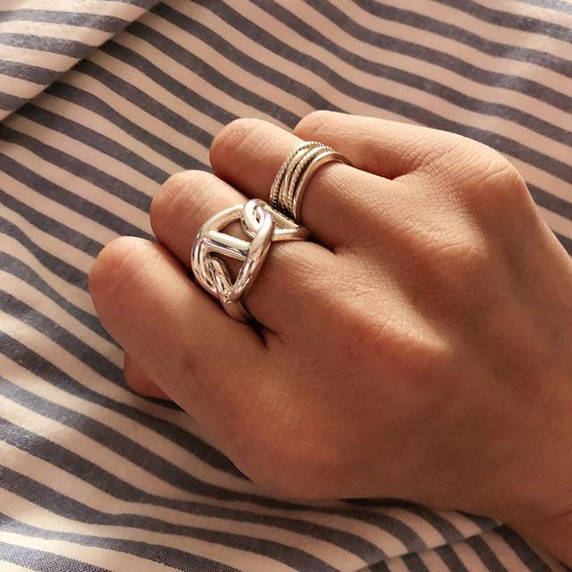 

Позолоченное минималистичное шикарное кольцо-обертка с тройным ободком и текстурой свиного пятачка Gold (C002)