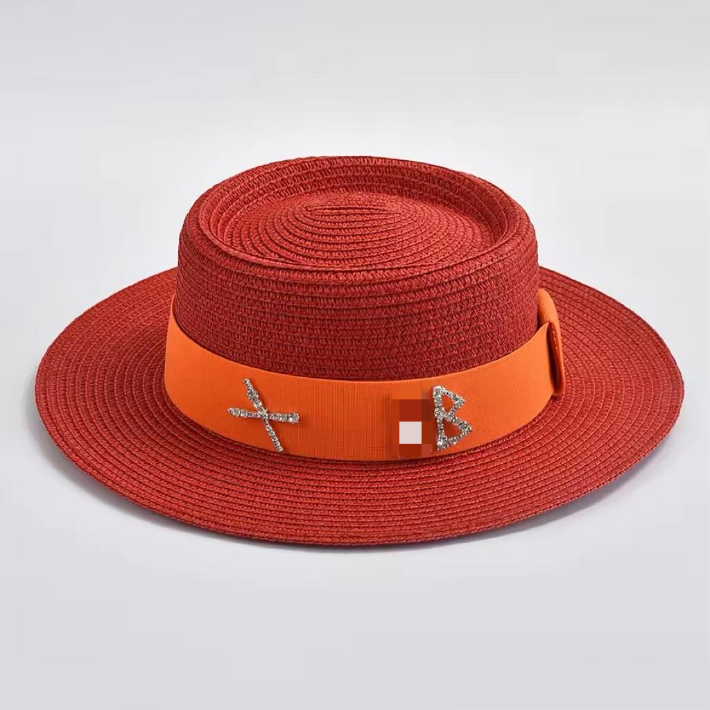 Fashionable Metal XRB Letter Straw Hats for Women Summer Elegant Holidays Boater Hat Outdoor Beach Sun Hat