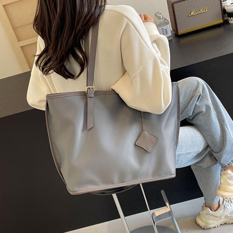 Large Capacity Plutonium Transparent Solid Simple Versatile Bags for Women Casual Fashion Hot Sale Purse Woman