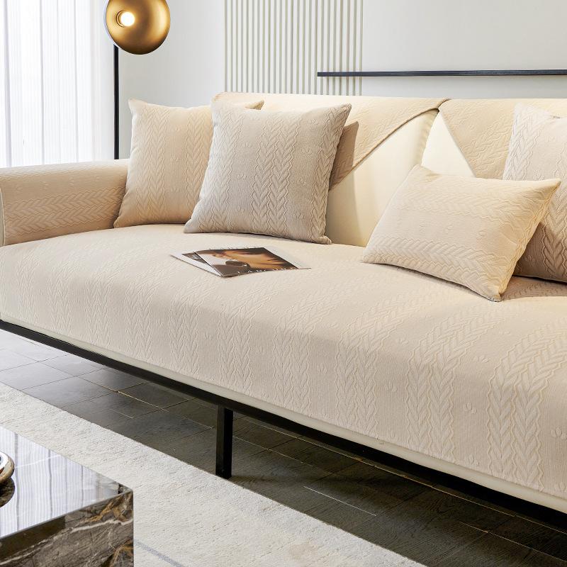 

Chenille Sofa Cushion Non-Slip Mat Universal Four Seasons Cover Simple Modern Leather Sofa Protector 70*70