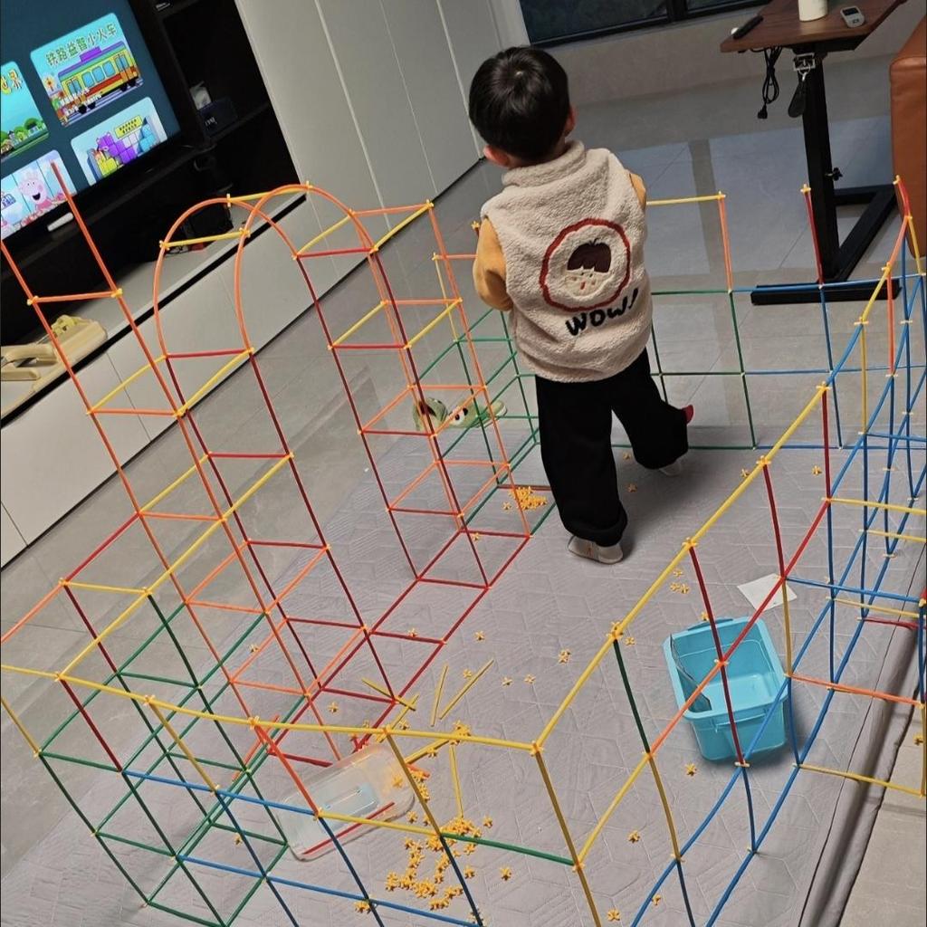 STEM Straw Builders Construction Set Large Pipe Connectors & Straws, Montessori Educational Toys for 3-10Year Olds