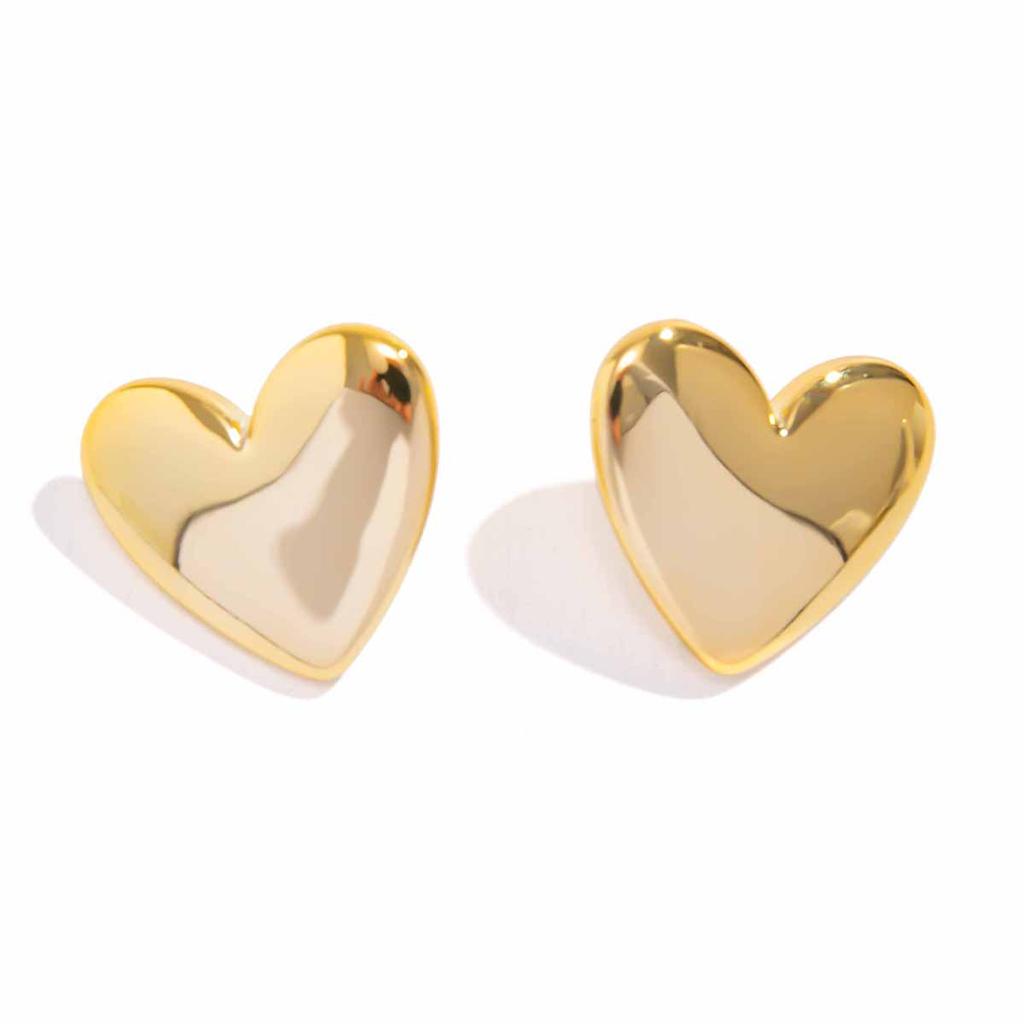 Minimalist Punk Gold Color Smooth Love Heart Stud Earrings for Women 2026 Trend Wed Bridal Goth Piercing Earrings Jewelry Gift