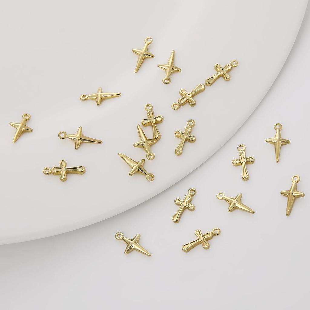 10 Stück Messing-Kreuz-Anhänger, winziger Anhänger für Ohrringe, Armbänder, DIY-Schmuckherstellung