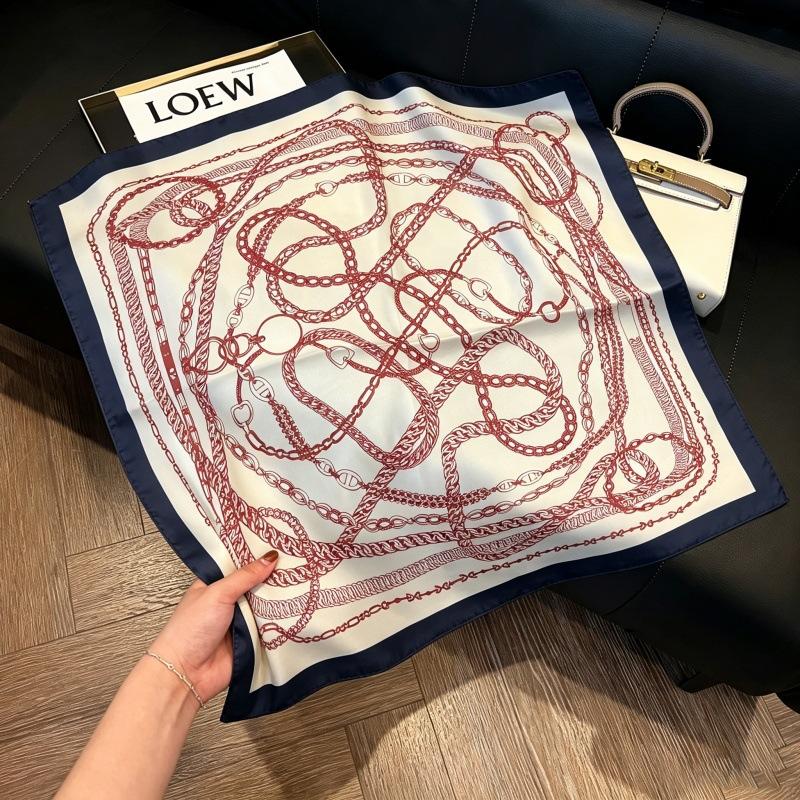 New old money wind chain neck scarf women's commuting versatile soft silk scarf neck protection shawl outer scarf