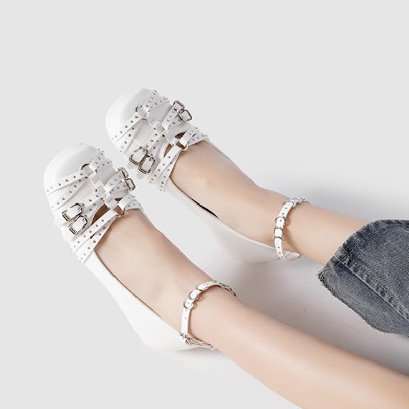 Fashion Fashion Metal Rivets Buckle Mary Jane Flats Women Punk Style Brand Designer Shoe High Quality Patent Leather Ankle Lace Up Flats