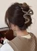 Großer französischer Retro-Klammer-Haarclip für elegante Damenfrisuren.