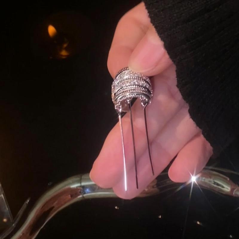 Zircon Tassel Ear Clip - No Piercing, High-End Luxury Earrings for Women