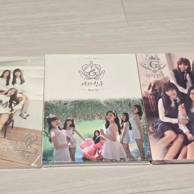 Todos los álbumes no publicados de GFRIEND son primeras ediciones. El conjunto Ousidal Eterno ya está disponible.