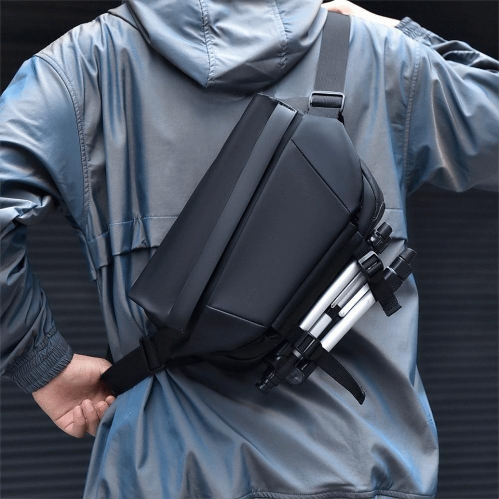 Large Capacity Oxford Cloth Bag Korean Crossbody Bag Zipper Men Chest Bag  Travel