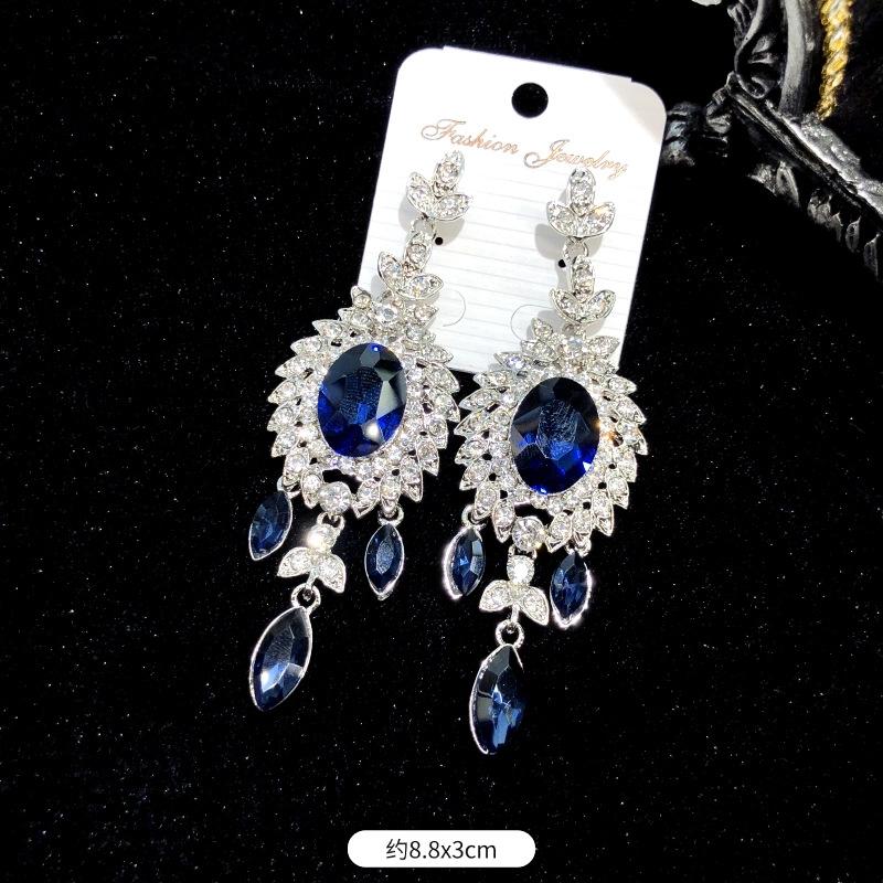 Korean Version of Celebrity Luxury Crystal Flash Diamond Stud Earrings Women's Banquet Exaggerated Temperament Fringed Earrings Retro Zircon Earrings