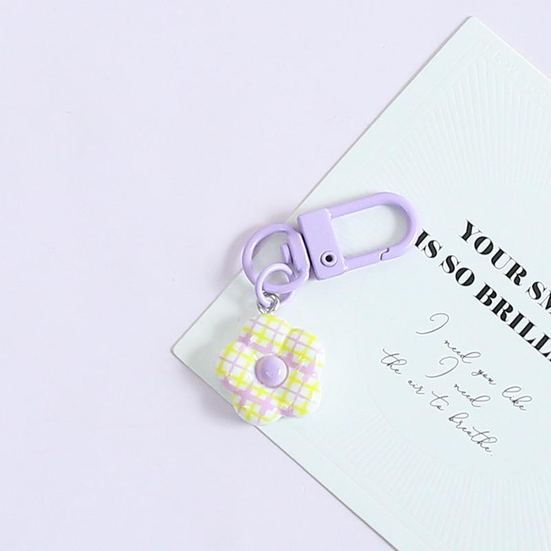 Colorful Fresh Grid Flower Keyring: Cute, Versatile Bag Accessory for Men and Women