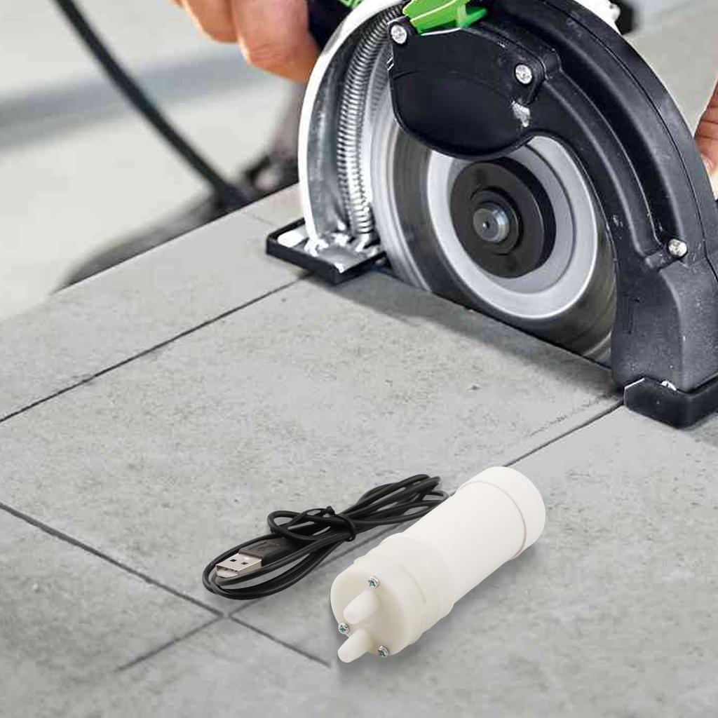 Effiziente Ölabsaugpumpe Mechanisch USB-Wasserpumpe Kompakt und Leicht Effiziente Flüssigkeitsabsaugung Flüssigkeitswechselwerkzeug