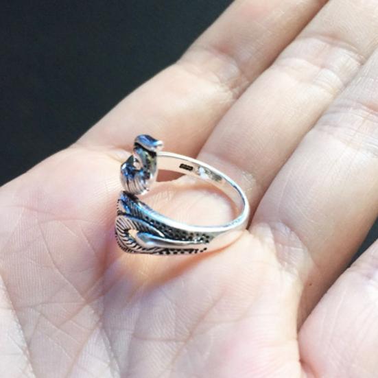 Unisex Retro Adjustable Phoenix Shape Yarn Knitting Accessory Open Finger Ring