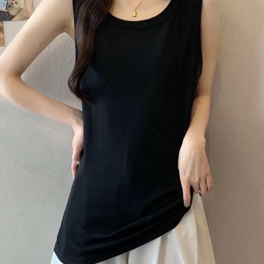 2026 Women's Plus Size Racerback Tank: Solid Color Sleeveless Camisole for Summer