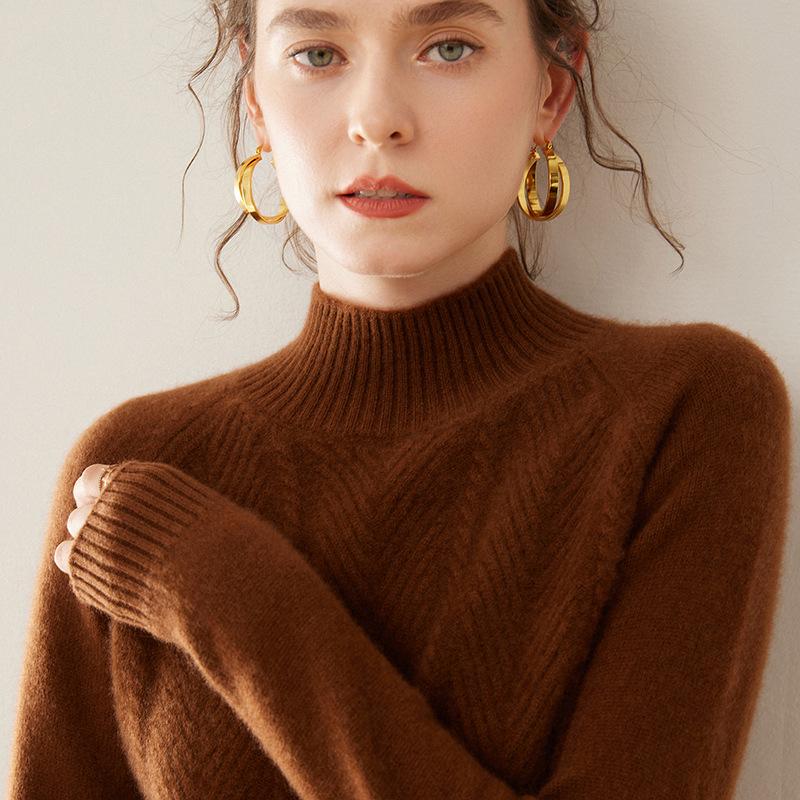 Women's Autumn/Winter Cashmere Sweater with High Neck and Raglan Sleeves