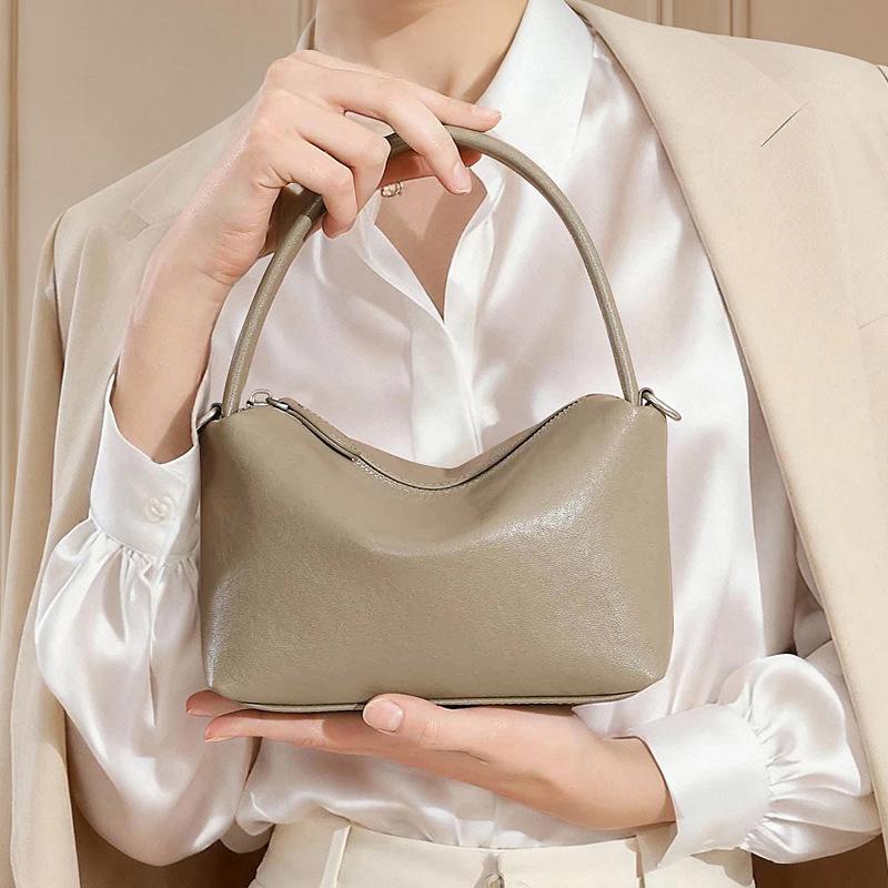 Vintage Commuter Top-Layer Cowhide Handbag, Fashionable Versatile Pillow Bag, Single Shoulder Crossbody Bag, Niche Minimalist Handbag