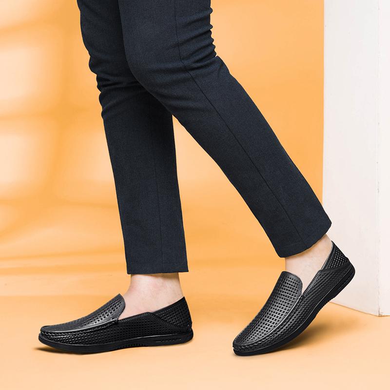 High Quality Leather Men Casual Shoes Comfortable Light Men  Formal Men Dress Shoes Breathable Slip On Men Driving Shoes