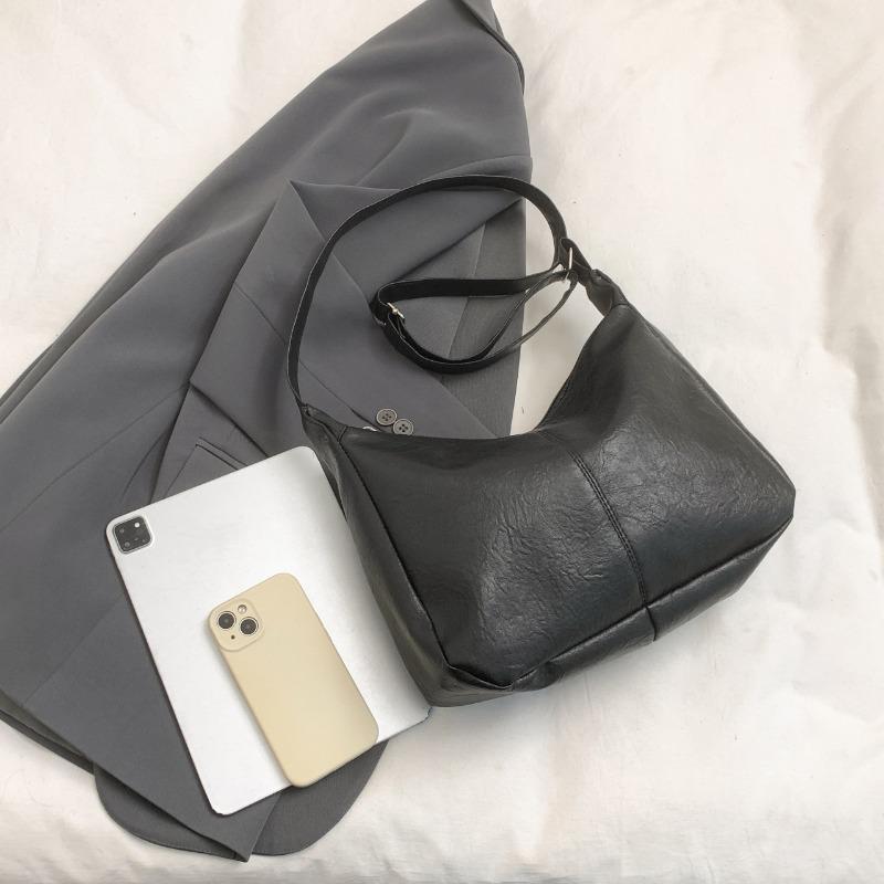 Retro Messenger Bag Women's New Niche Design Versatile Large-capacity Shoulder Bag Premium Tote Bag