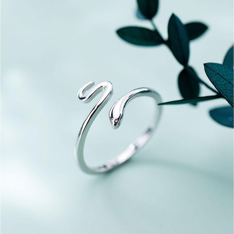 

Серебряный цвет, милые мини-кольца со змеей для друзей, женщин и мужчин, милые кольца на палец, ювелирные аксессуары
