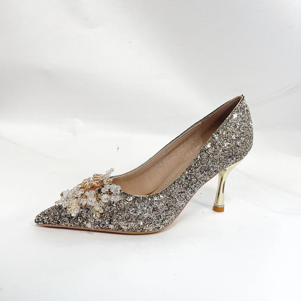 A fashion sequins new noble wedding banquet women's high heels versatile.. CM