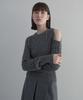 Dito Shoulder Cut-Out Cable Pullover [Grey]