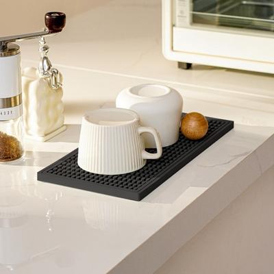 2Pcs Silicone Non-Slip Drainage Bar Mat Set Modern Minimalist Design Insulated Coaster for Wine Glasses Eco-Friendly