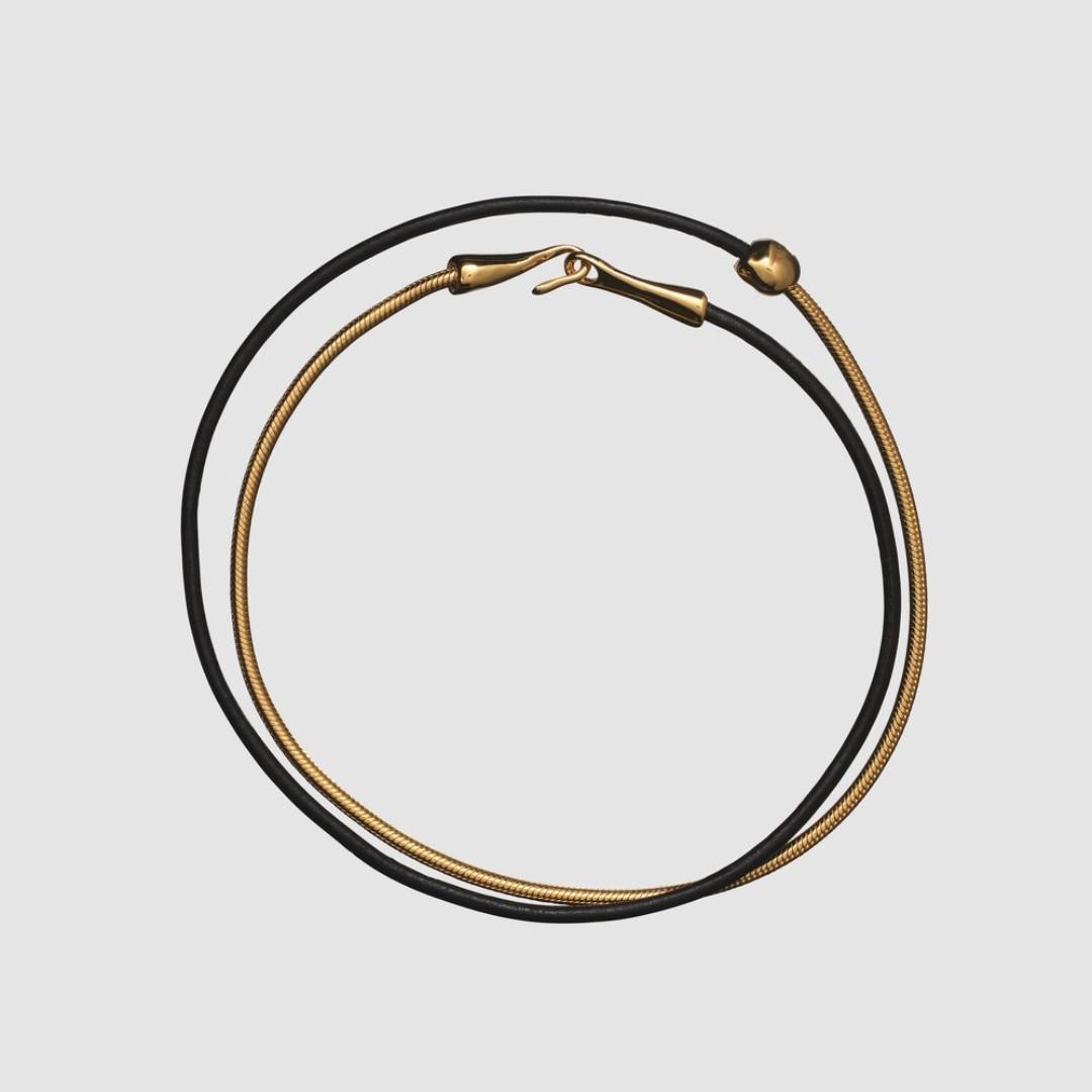 

Ветер Простая Текстура Кожа Сращивание Цепь Змеиная Кость Женское Дизайнерское Ожерелье Нишевое Высококлассное Цепочка на Ключицу