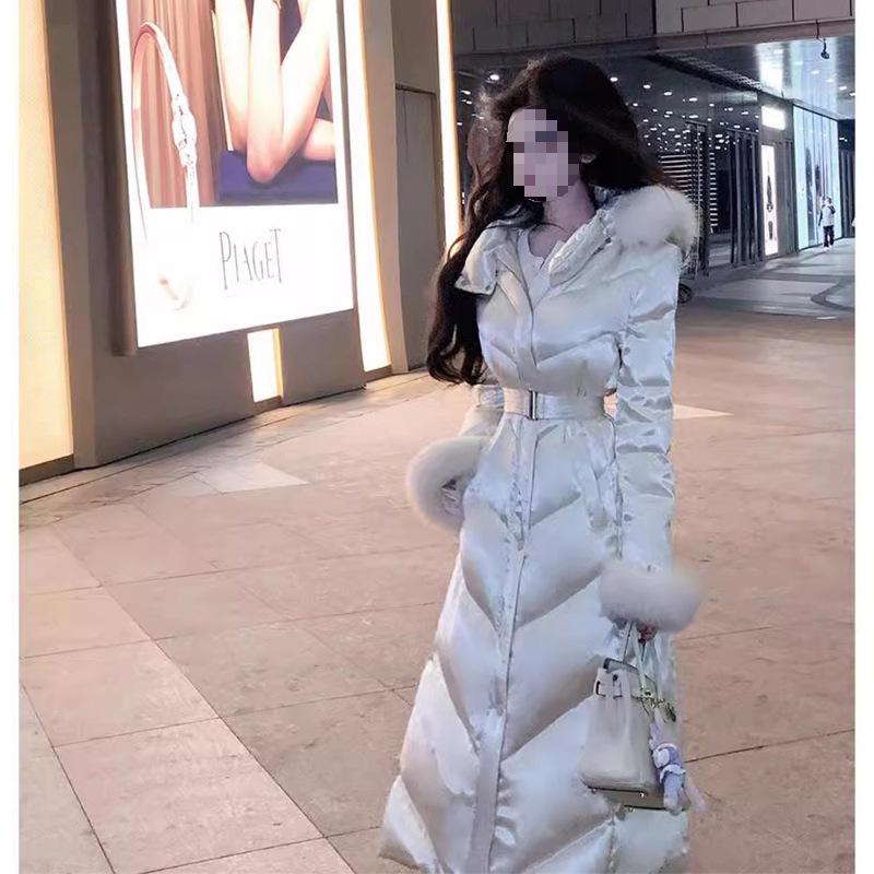 2024 Winter Women's Hooded Faux Fur Collar Long Padded Jacket