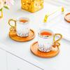 Europäisches Keramik-Kaffeetassenset, hochwertiger exquisiter Griff mit Tablett, Nischen-Britisches Nachmittagsteeset, Tassen- und Untertassenset