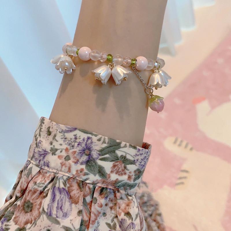 Zartes Tulpen-Imitat-Perlen-Choker-Halsband für Damen Mädchen Süßes Blumen-Grünblatt-Halsband Hochzeitsfeier Schmuck Geschenk