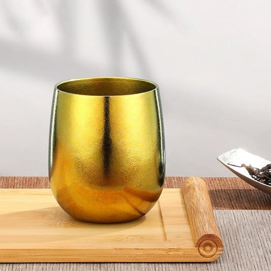 Ren Titanium Kop, Dobbeltvægget Vakuumisoleret Tumbler med Isbelagt Finish, 260ml Æggeformet Campingkrus til Udendørs