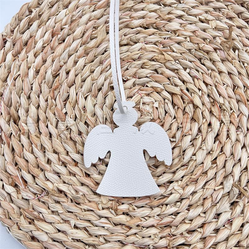 

Christmas Angel Ornament Keychain - Original Design Angel-Shaped Pendant for Suitcases and More 8*8 cm белый