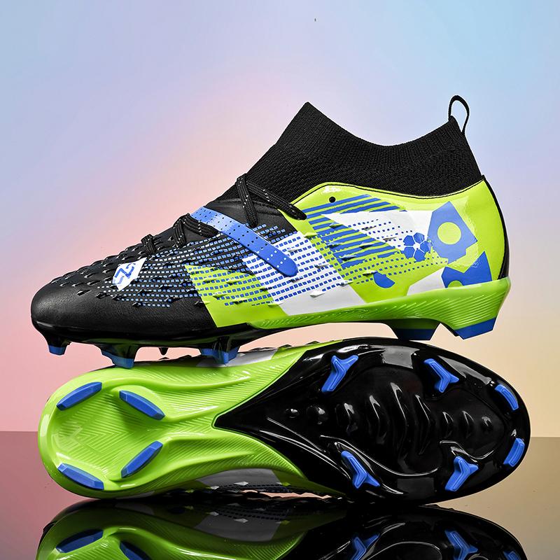 New Men Soccer Shoes High-Quality Outside High Ankle Ultralight Indoor Football Boots Boys Athletic Shoes Futsal Anti-Skid Athletic Shoes