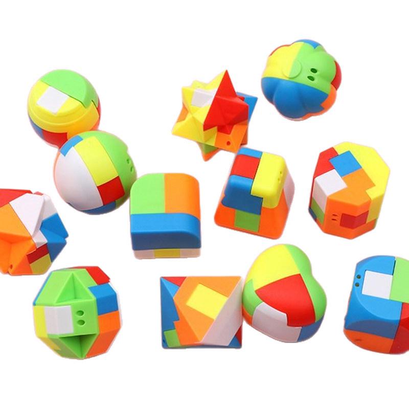 Kongming Lock: Creative Plastic Puzzle for Kids' Education and Leisure